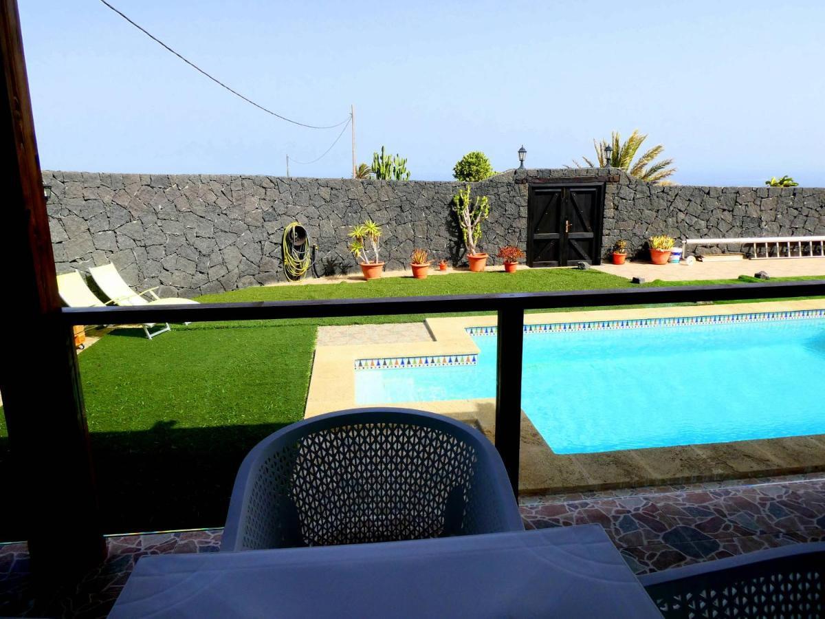 Apartamento Los Llanitos En La Asomada Tías Esterno foto