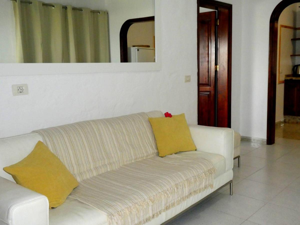 Apartamento Los Llanitos En La Asomada Tías Esterno foto