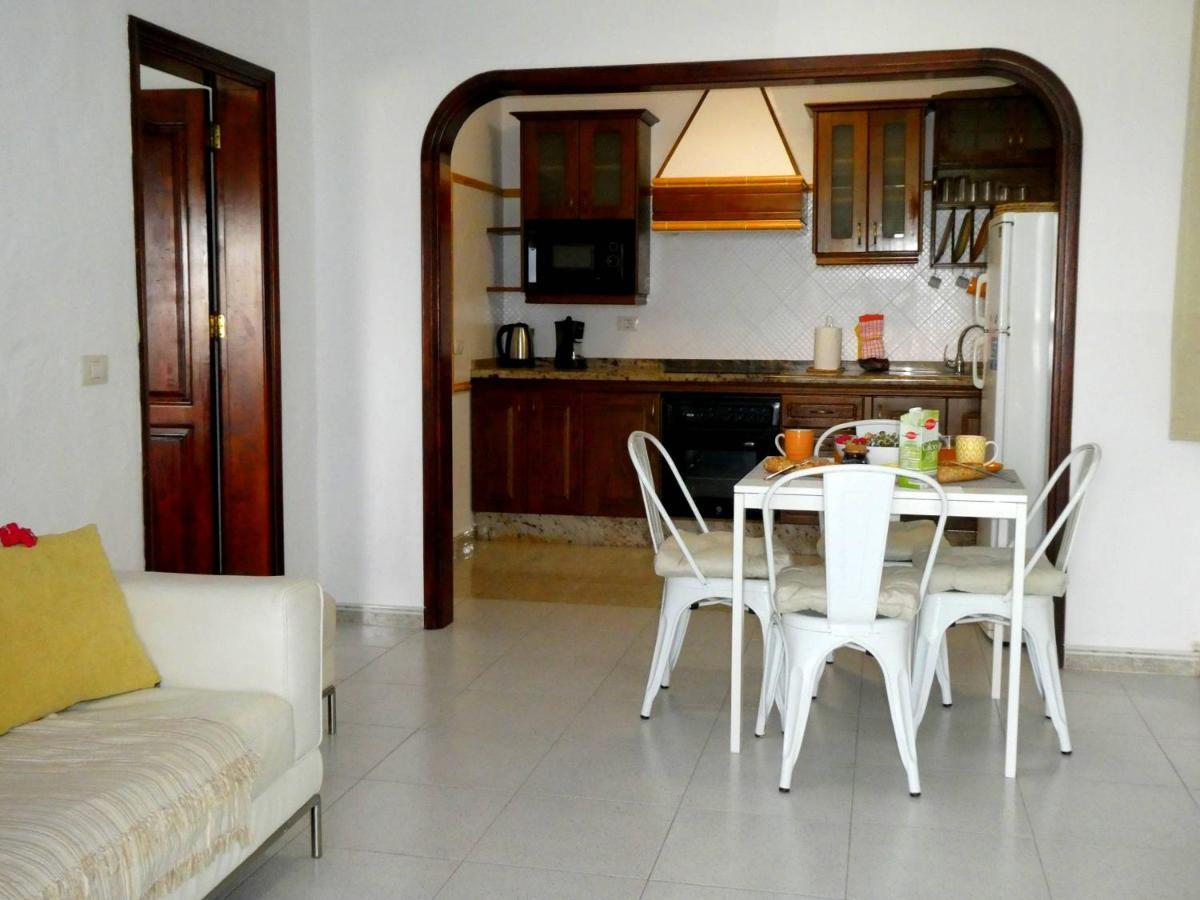 Apartamento Los Llanitos En La Asomada Tías Esterno foto